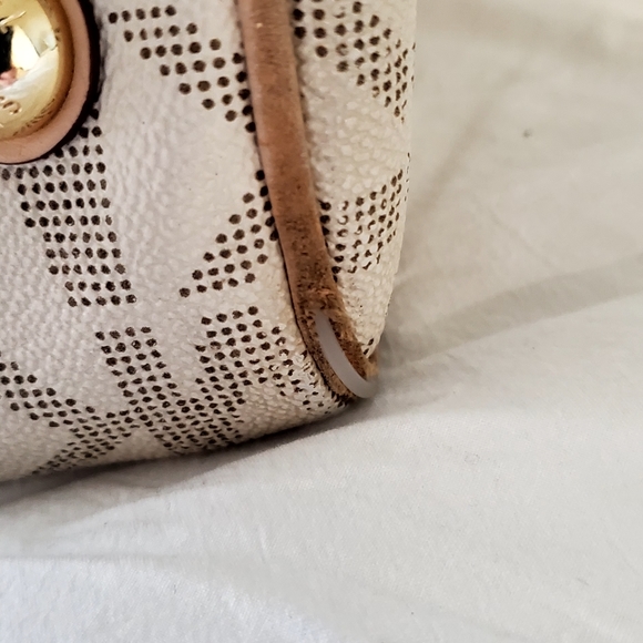 Michael Kors Satchel - Picture 6 of 16